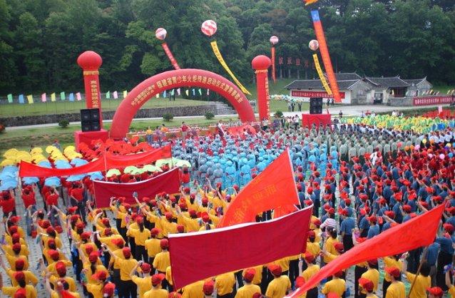 梦见我向领导打小汇报被人杀游戏画面
